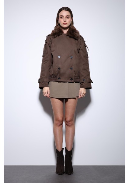 Kahve Suni Kürklü Kısa Kadın Trençkot fiyatları