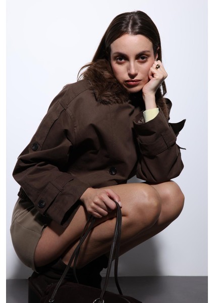 Kahve Suni Kürklü Kısa Kadın Trençkot indirimleri