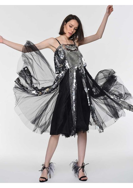 Asklı Payetli Tüllü Gece Elbisesi Gümüş Y1911337_078