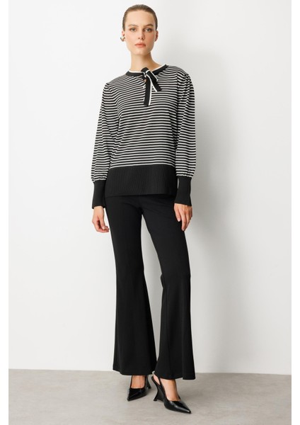 Yakası Bağlama Detaylı Çizgili Triko Kazak-Siyah fiyatları