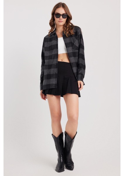 Kadın Relax Fit Rahat Kesim Tek Cepli Kareli Kışlık Oduncu Apaş Yaka Gömlek indirimleri