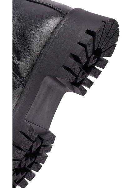 Kadın Siyah Fermuarlı Deri Bot 25WFD413818