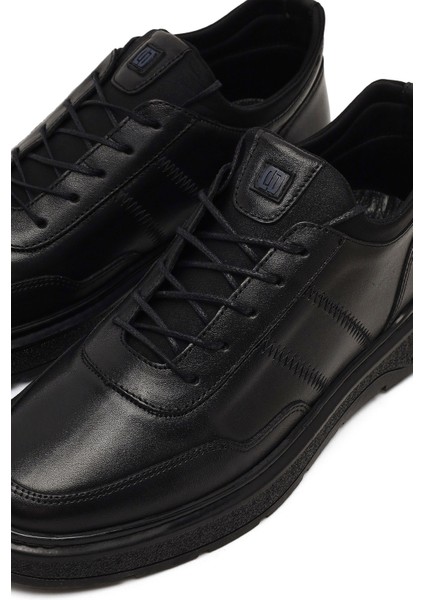 Erkek Siyah Bağcıklı Kalın Tabanlı Deri Casual Sneaker 25WFD674618