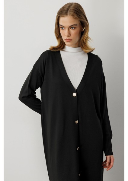 Düğme Detaylı Uzun Triko Hırka-Siyah fırsatları