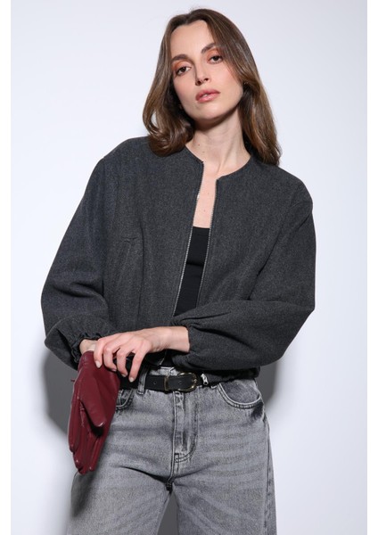 Antrasit Bel Lastikli Crop Kadın Mont fiyatları