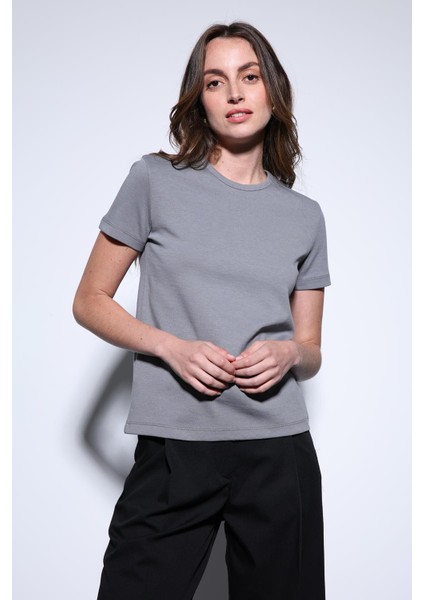 Füme Basic Kadın T-Shirt modelleri