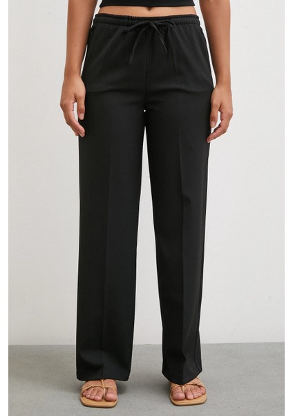 Bol Paça Lastikli Pantolon Siyah indirimleri