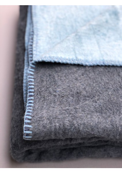 Çift Taraflı Çift Renk Yünlü Akrilik Polar Battaniye - Tv Battaniyesi 180X220 - 2200 Gram (9 Renk ) modelleri