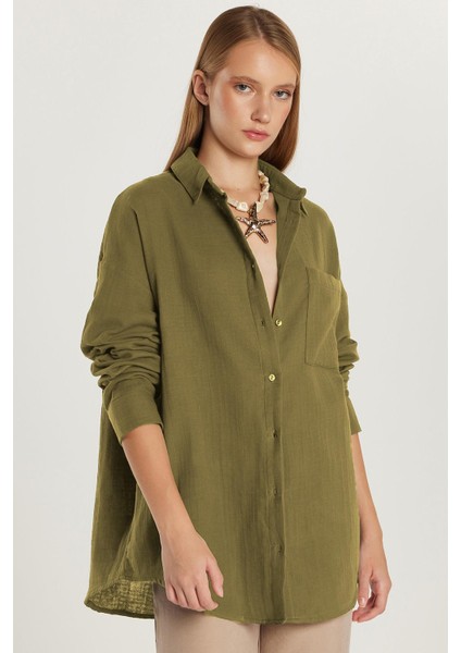 Kadın Oversize Geniş Kesim %100 Pamuk Müslin Kumaş Uzun Kollu Cepli Dokulu Haki Gömlek