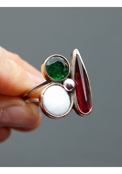 925 Ayar Gümüş ve Pirinç Otantik Kadın Yüzük SY00083 modelleri