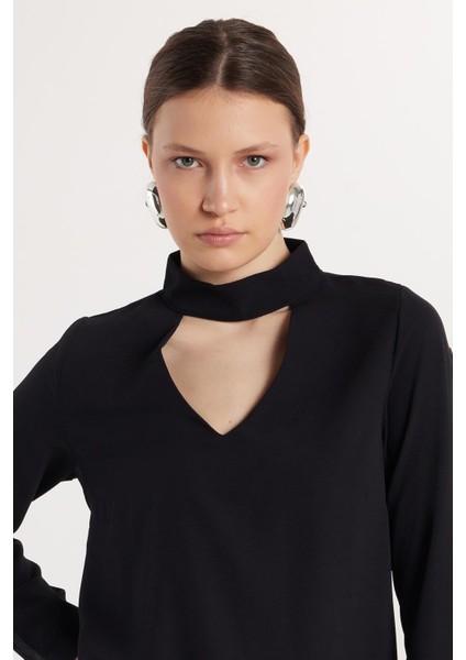 Kadın Standart Fit Choker Yaka Siyah Bluz fiyatları