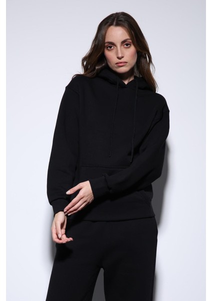 Siyah Kapüşonlu Basic Kadın Sweatshirt fırsatları