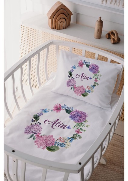 %100 Pamuk Saten Isme Özel Isimli Anne Yanı Beşik Nevresim Takımı Çiçek