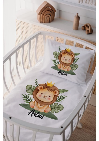 %100 Pamuk Saten Isme Özel Isimli Anne Yanı Beşik Nevresim Takımı Aslan