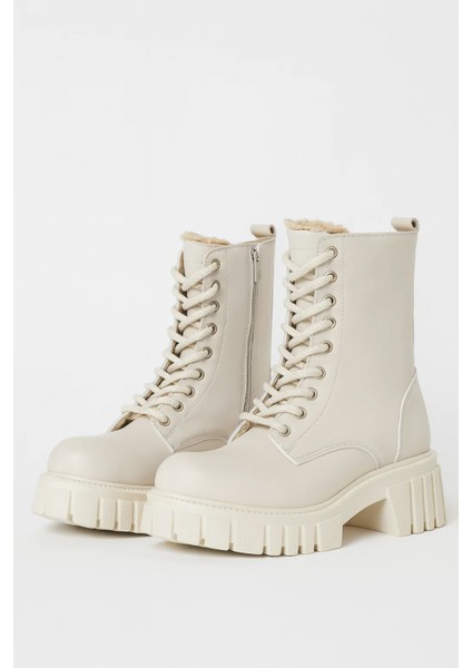 Kaymaz Taban Fermuarlı İçi Kürklü Su Geçirmez Kadın Bot modelleri