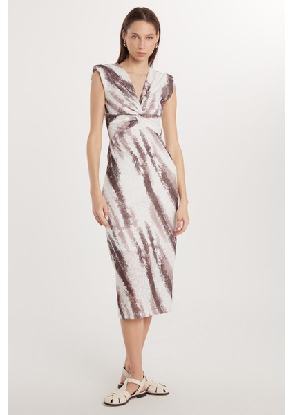 Kadın Slim Fit Dar Kesim Kolsuz V Yaka Midi Boy Elbise fırsatları