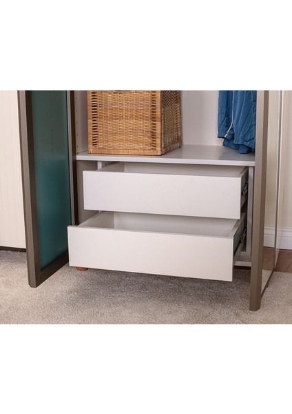 İtra 4 Kapaklı Gardırop – Krem Gövde, Krem Lake Aynalı Kapak indirimleri