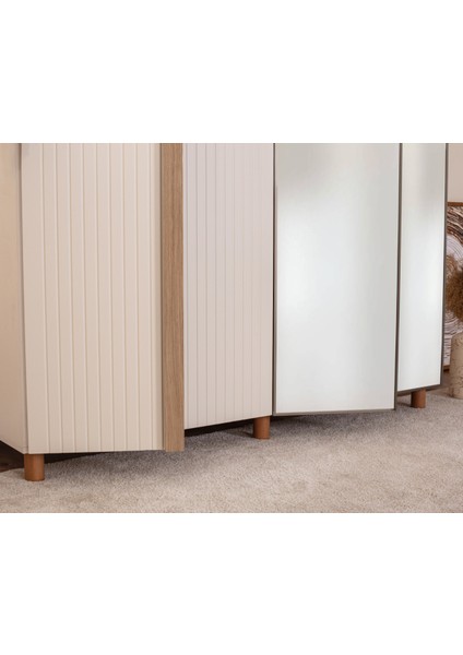 İtra 4 Kapaklı Gardırop – Krem Gövde, Krem Lake Aynalı Kapak