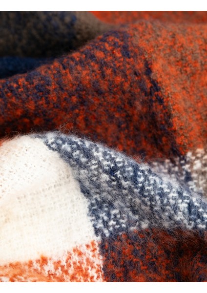 Yumuşak Dokulu Püsküllü Ekoseli Uzun Atkı modelleri