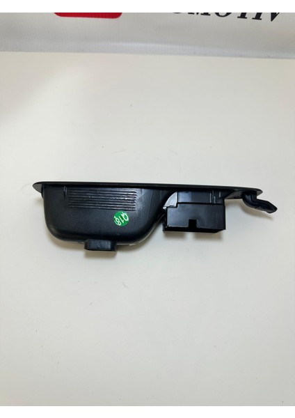 Arka Kapı Iç Tutamağı - Renault Clio 4 Captur 829507217R fiyatları