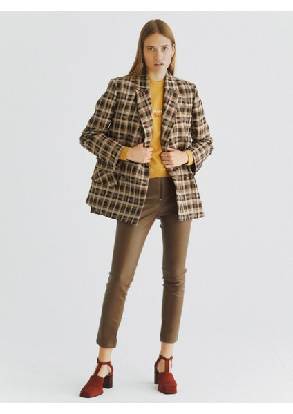 Düğme Detaylı Ekoseli Kadın Ceket Standart Renk K2016046_089 modelleri