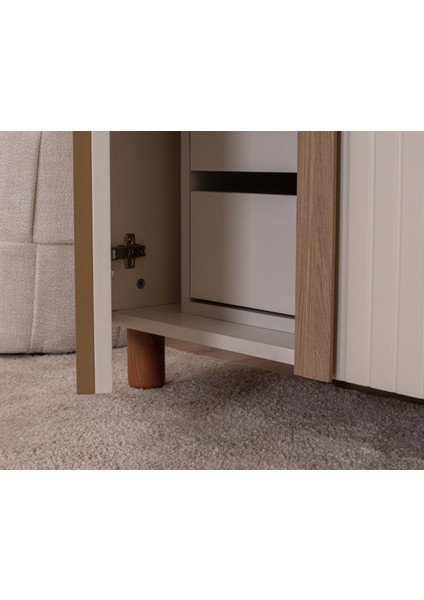 İtra 3 Kapaklı Gardırop – Krem Gövde, Krem Lake, Camlı Kapak