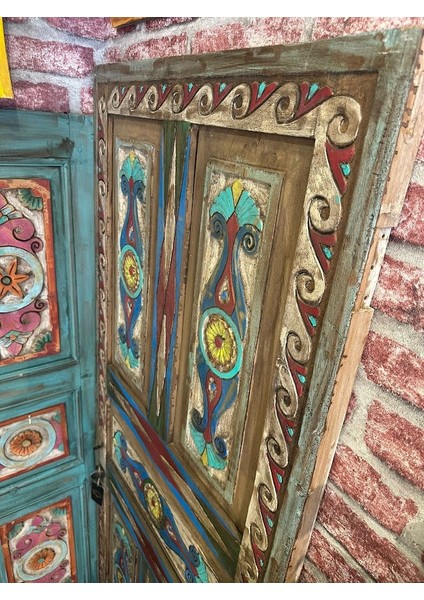 Çam Ağacından El Oyması Ahşap Kapı fiyatları