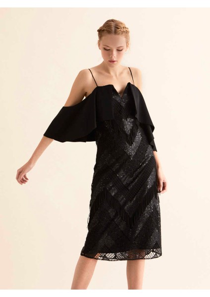 Püskül Ve Payet İşlemeli Gece Elbisesi Siyah Y1811184_001 fiyatları