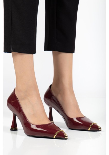 Suins Clove Model Kadın Topuklu Burnu Metal Detaylı Stiletto Ayakkabı fırsatları