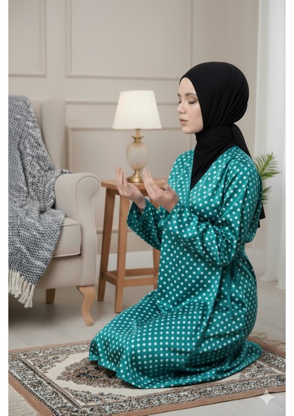 Kruvaze Yandan Bağlamalı Kadın Namaz Elbisesi Sabahlık Puantiye Desenli indirimleri