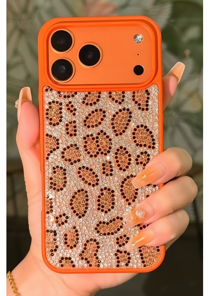 iPhone 17 Pro Uyumlu Kılıf Içi Kadife Leopar Tasarımlı Turuncu Taşlı Işıltılı Pırlanta Silikon