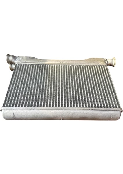 Kalorifer Radyatörü/bmw F06-F07-F10-F11-F18-F12-F13-F01-F02(10-17)/ 64119163330