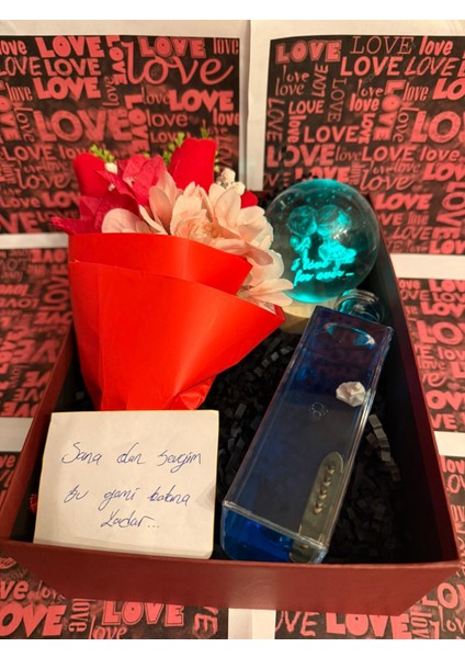 Sevdiğinize Özel Hissettiren Sevgi Paketi modelleri