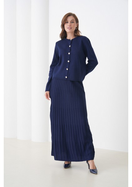 Kadın Pileli Etek Kazağı Düğmeli Tesettüre Uygun Örgü Triko Etekli Ceket Takım