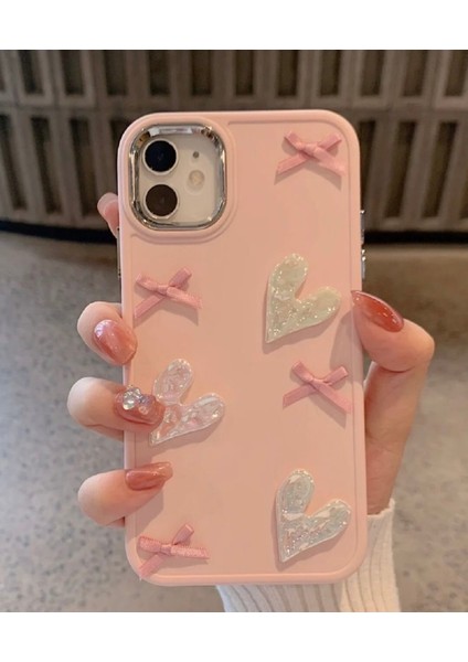 IPHONE 11 3D Fiyonk ve Kalpli Kılıf