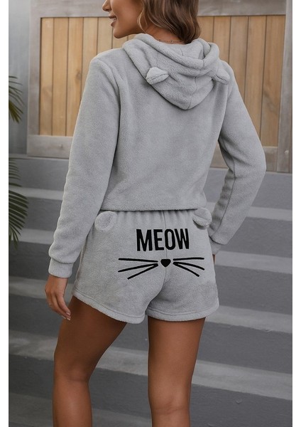 Kadın Uzun Kollu Kapşonlu Peluş Bluz ve Kısa Short Ikili Takım
