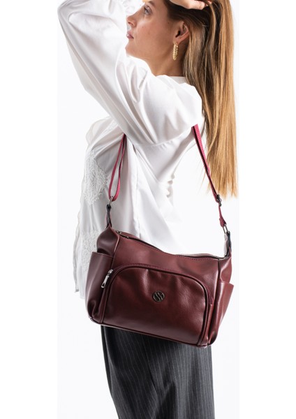 Kadın Ayarlanabilir Çapraz Askılı Çok Gözlü Suni Deri Omuz Çantası