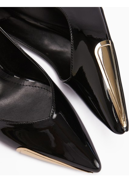 Lula Siyah Rugan Metal Tokalı Sivri Burunlu Kadın Topuklu Ayakkabı modelleri