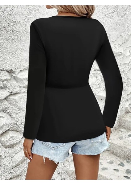Kadın Uzun Kollu Dekolteli Sarmal Detaylı Viskon Bluz fiyatları