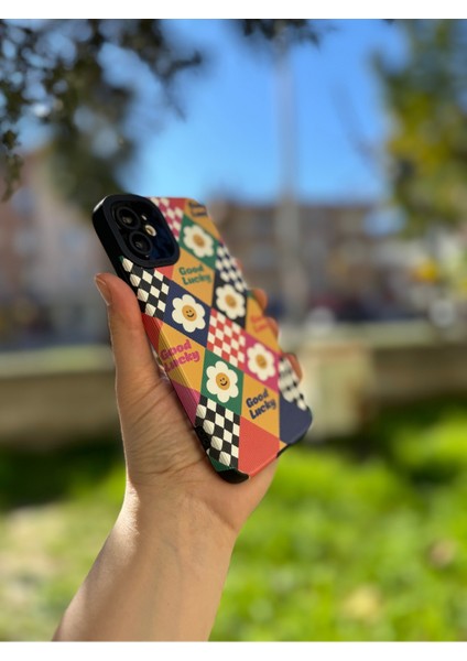 IPHONE 11 Papatya Desenli Kılıf fiyatları