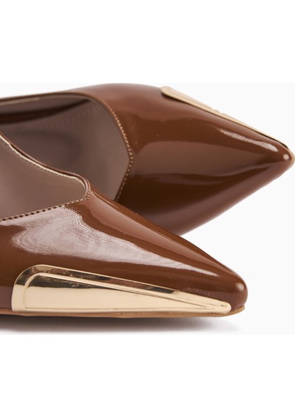 Lula Taba Rugan Metal Tokalı Sivri Burunlu Kadın Topuklu Ayakkabı modelleri