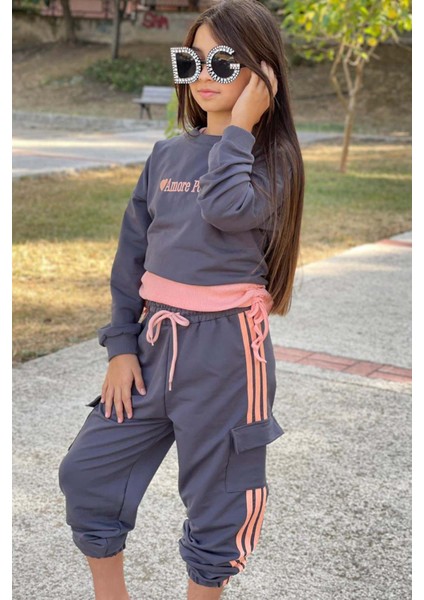 Kız Çocuk Yazı Detaylı Crop Kaşkorse Kolsuz Badi Detaylı Kargo Cepli Alt Lacivert Eşofman Takım modelleri