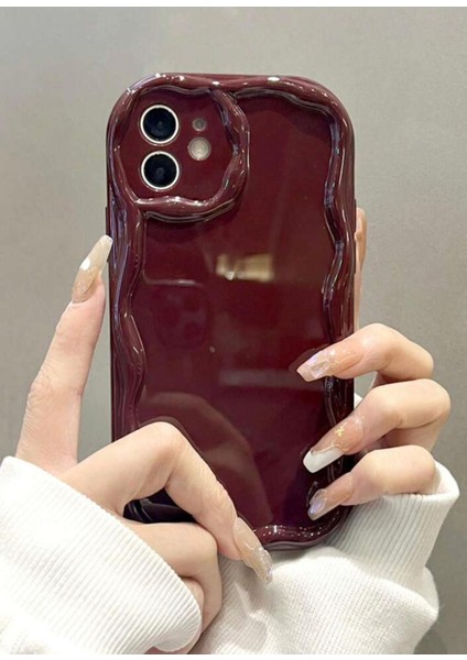 IPHONE 16 Plus Bordo Dalgalı Kenarlı Parlak Silikon Kılıf modelleri