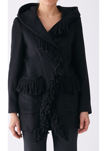 Kapüşonlu Püsküllü Yün Kaban Siyah K1919024_001