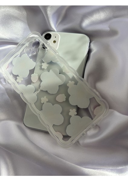 IPHONE 11 Mavi Çiçekli Şeffaf Kılıf modelleri
