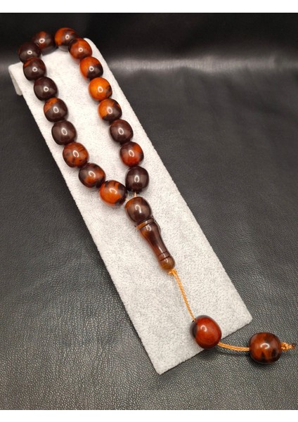 Turuncu Kahverengi 17'li Maskot Model Toz Kehribar Tesbih