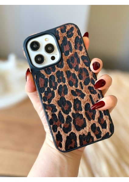 IPHONE 16 Uyumlu Promax Tüylü Leopar Desenli Yumuşak Dokulu Siyah Kılıf2