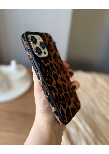 IPHONE 16 Uyumlu Promax Tüylü Leopar Desenli Yumuşak Dokulu Siyah Kılıf2 fiyatları