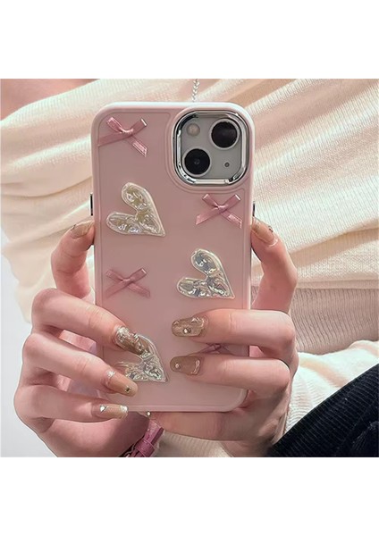 IPHONE 13/14 Uyumlu 3D Fiyonk ve Kalpli Kılıf