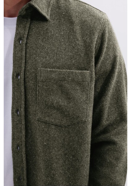 Erkek Regular Fit Klasik Kesim Düz Cepli Koyu Haki Oduncu Gömlek modelleri